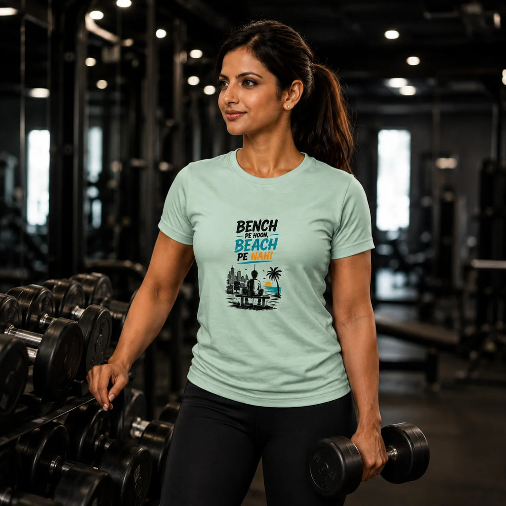 Bench Pe Hoon Beach Pe Nahin Women's T-shirt