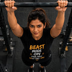 🔥 BEAST MODE ON. PAR AAJ REST DAY HAI Women's T-shirt