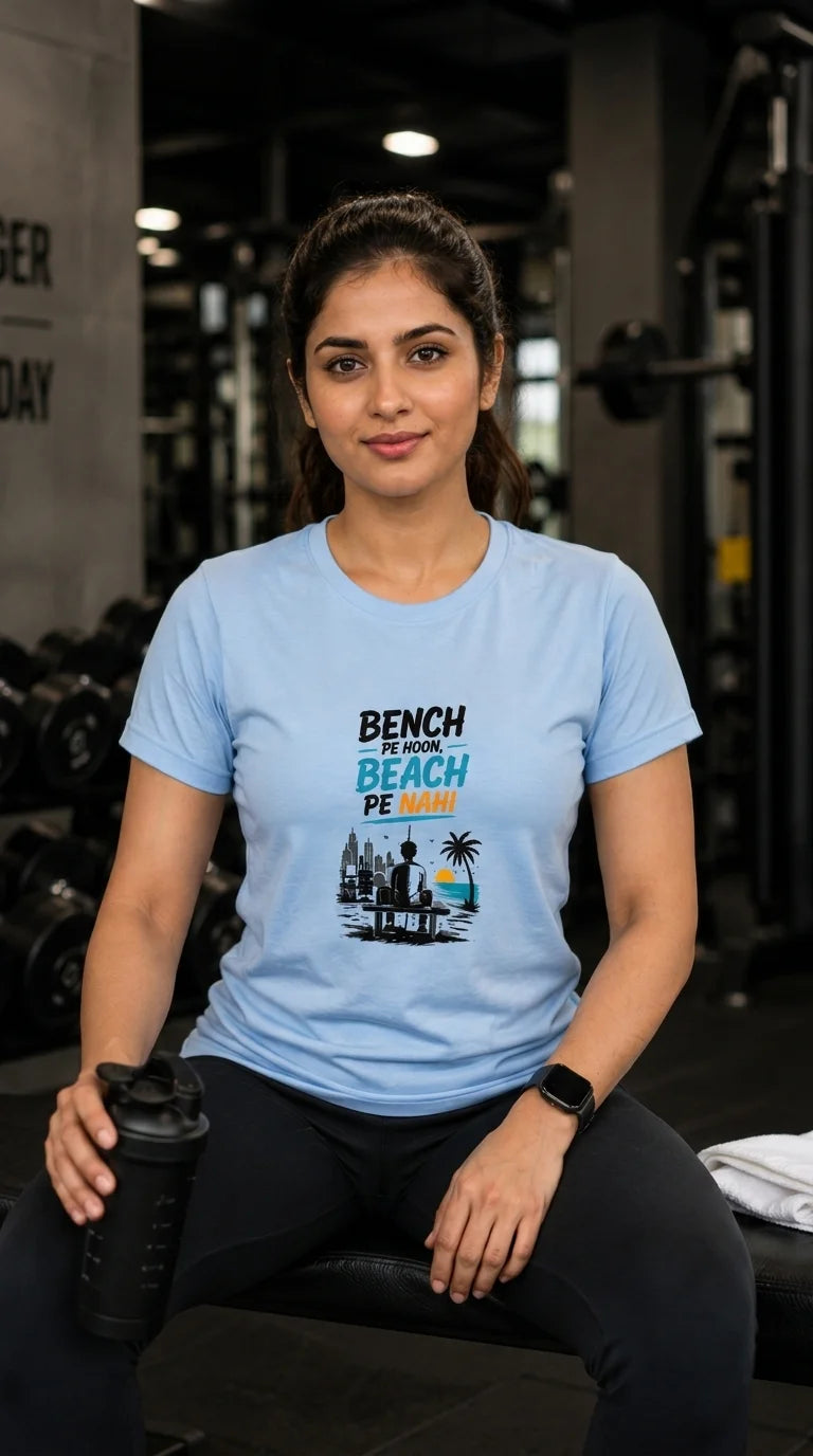 Bench Pe Hoon Beach Pe Nahin Women's T-shirt