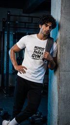 Monday Se Pakka Gym Unisex T-shirt